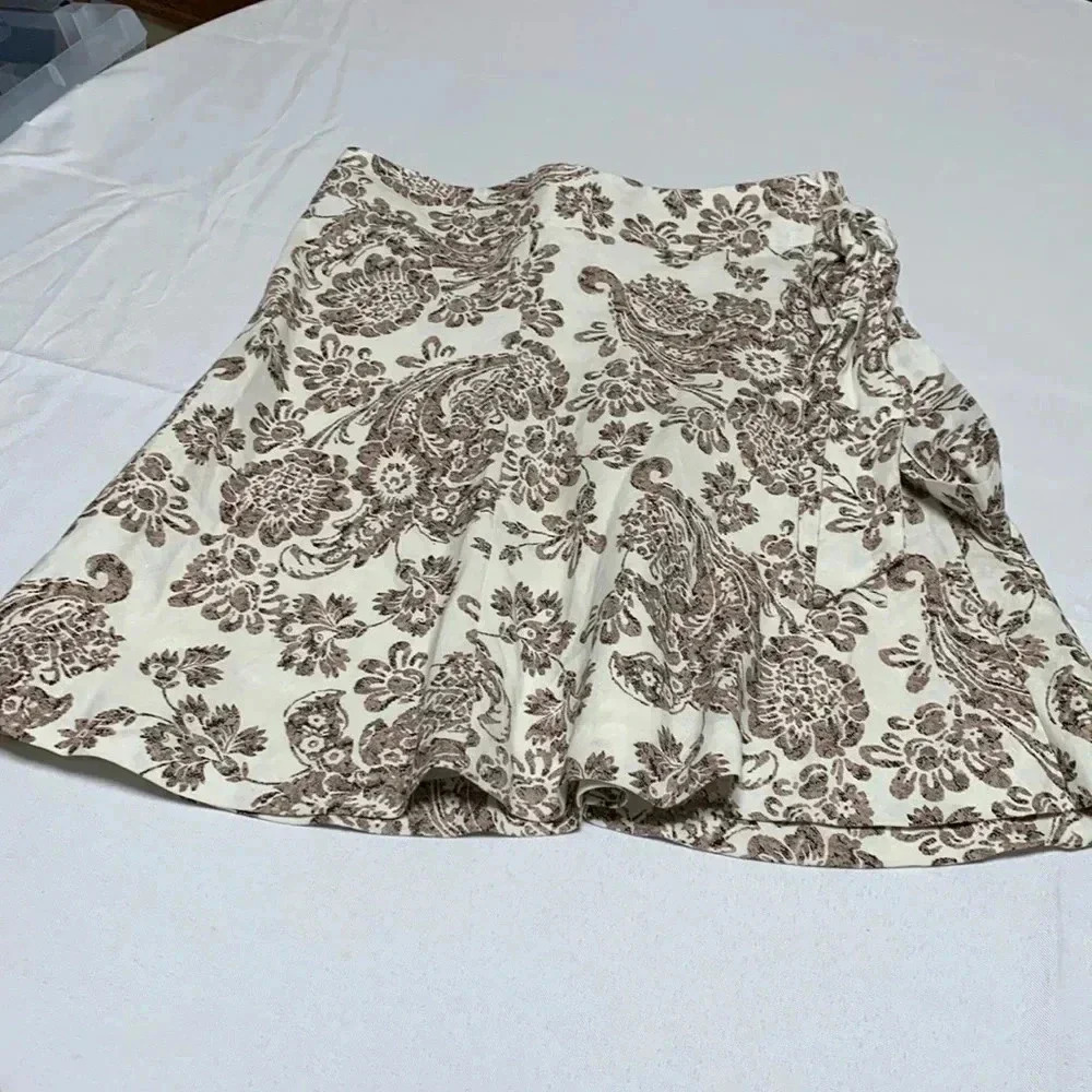 MERONA Women’s Skirt, Size 2.